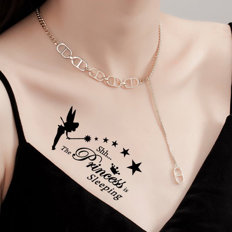 Abziehbare Tattoos - Boohoo-Stil